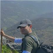 Insegnante di Filosofia, storia e italiano laureato triennale e prossimo alla magistrale